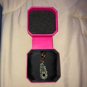 Juicy Couture Peacock charm for necklace - gold